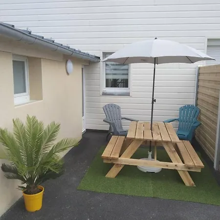 Gite De L'abri-cotier N° 10 *